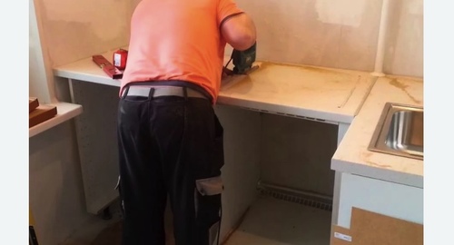 Сборка кухонного гарнитура. Аша